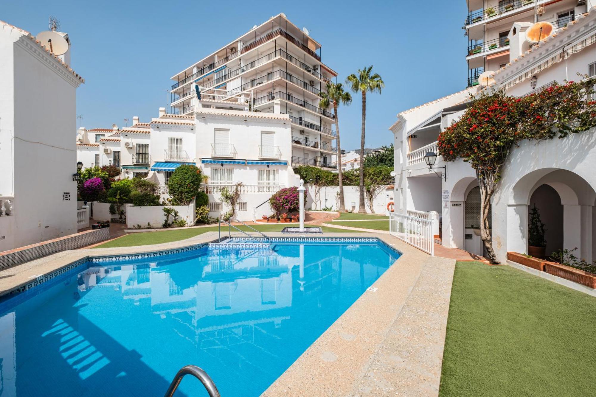 Bright Spacious 1 Bed Apartment نيرخا المظهر الخارجي الصورة